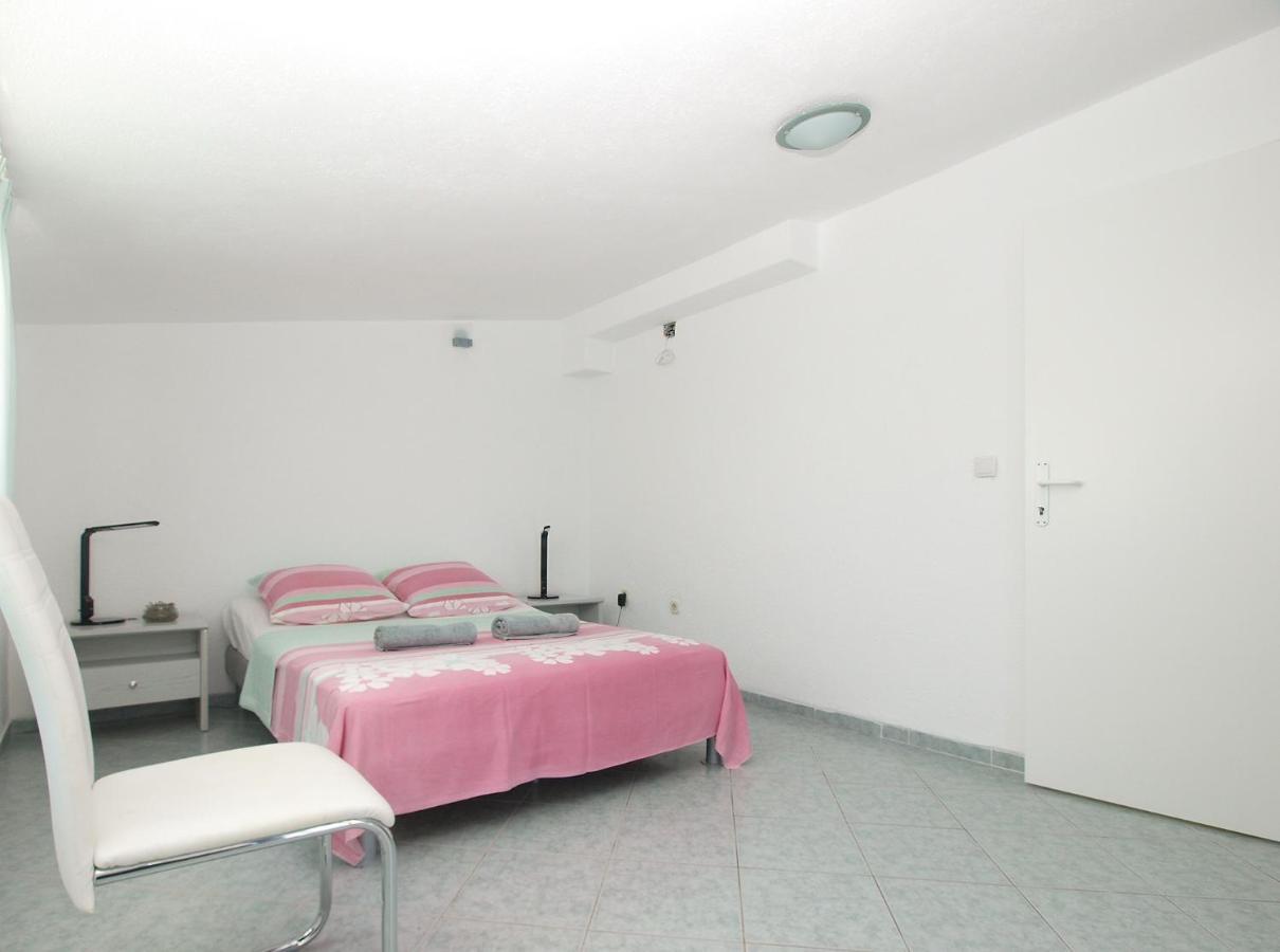 Milica 56 Apartment *