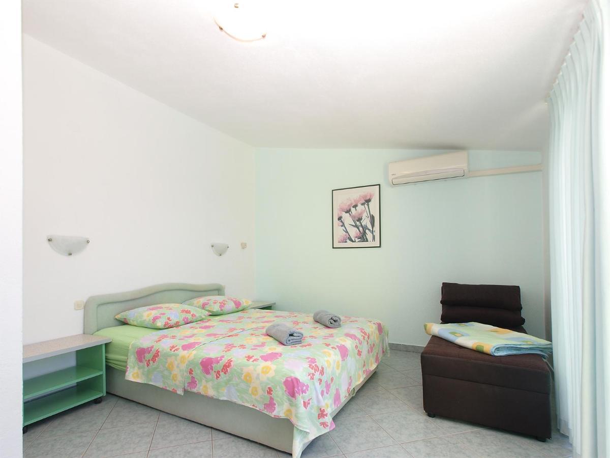 Milica 56 Apartment *