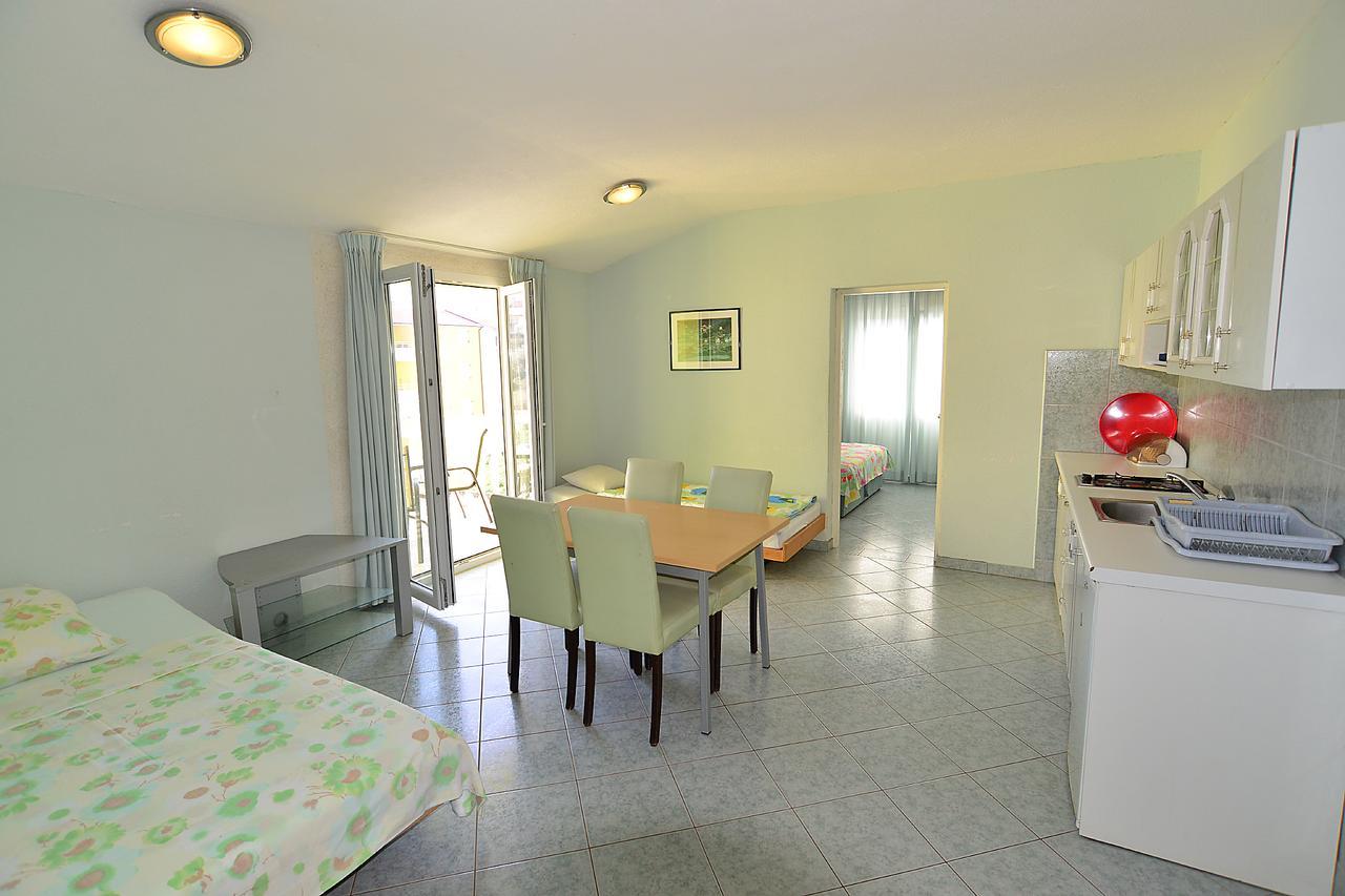 Milica 56 Apartment *