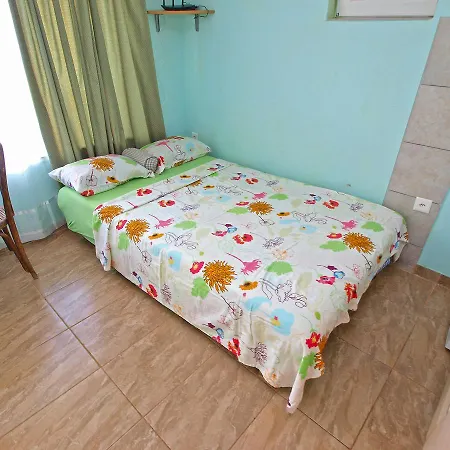 Apartments Milica 56 Pula Exterior photo