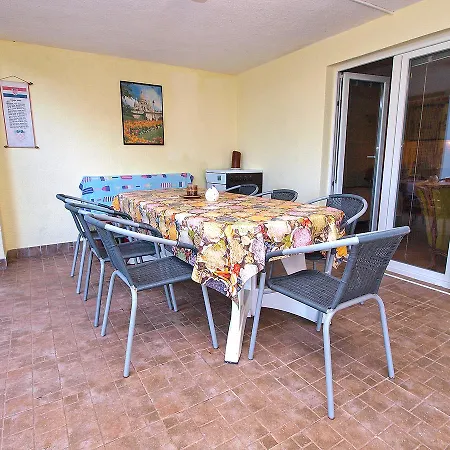 Apartments Milica 56 Pula Exterior photo
