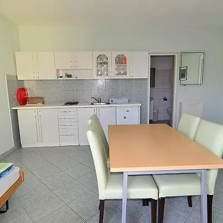 Apartments Milica 56 Pula Exterior photo