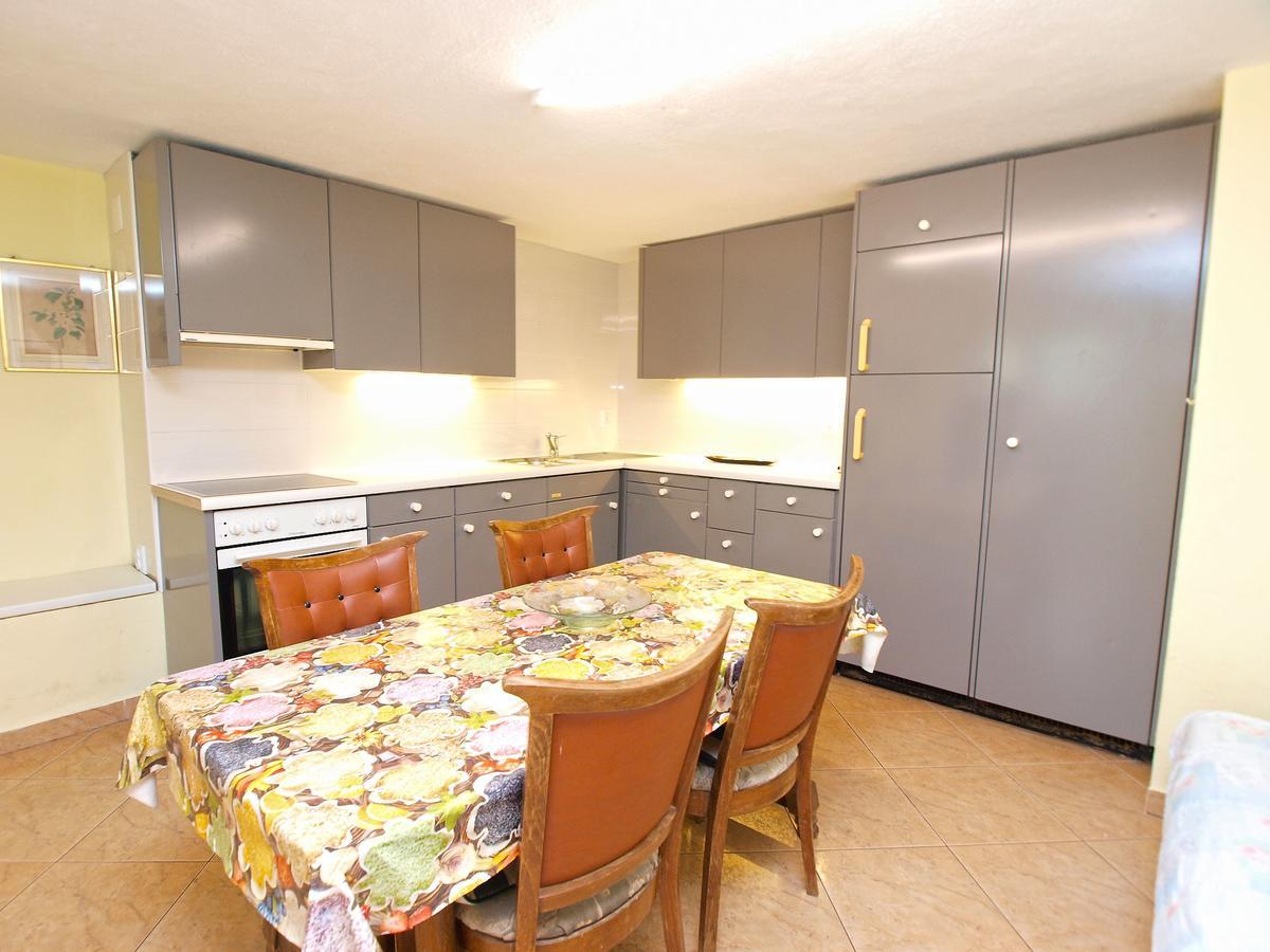 Milica 56 Apartma Pula